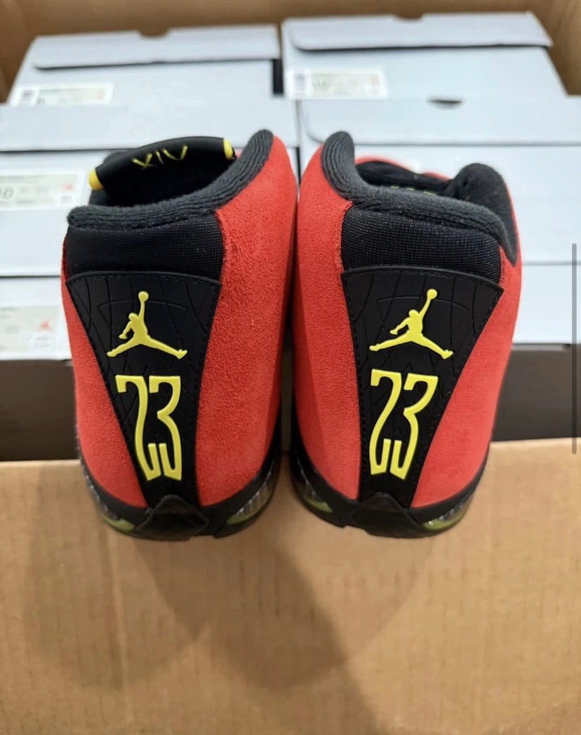 Air Jordan 14 Retro 2025 Ferrari